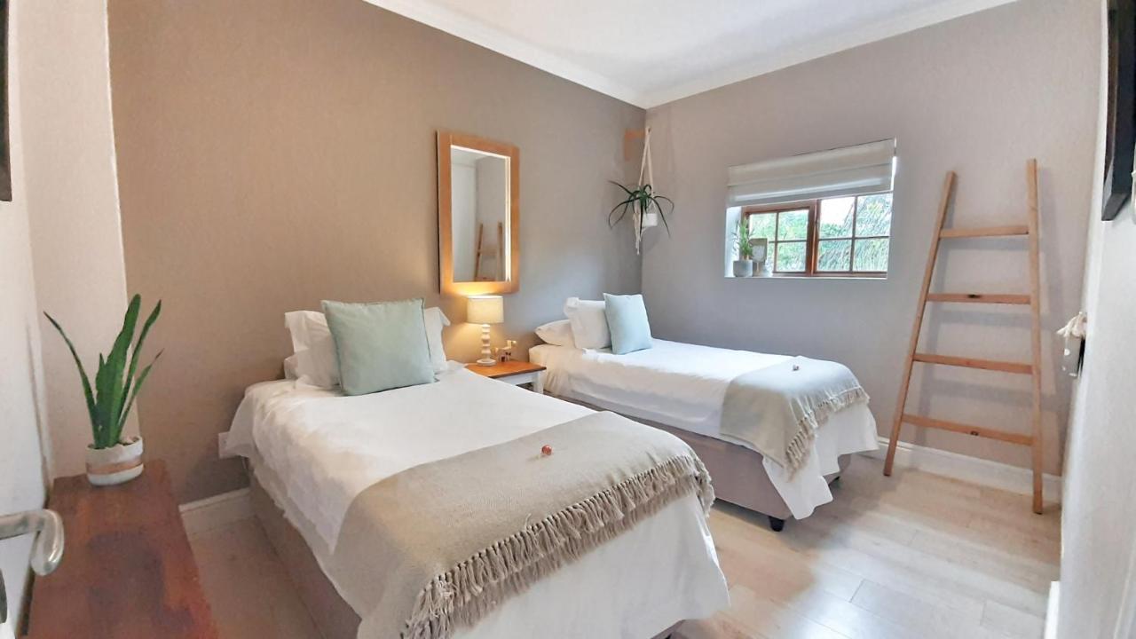 Hotel Woodlands Self Catering Knysna Esterno foto